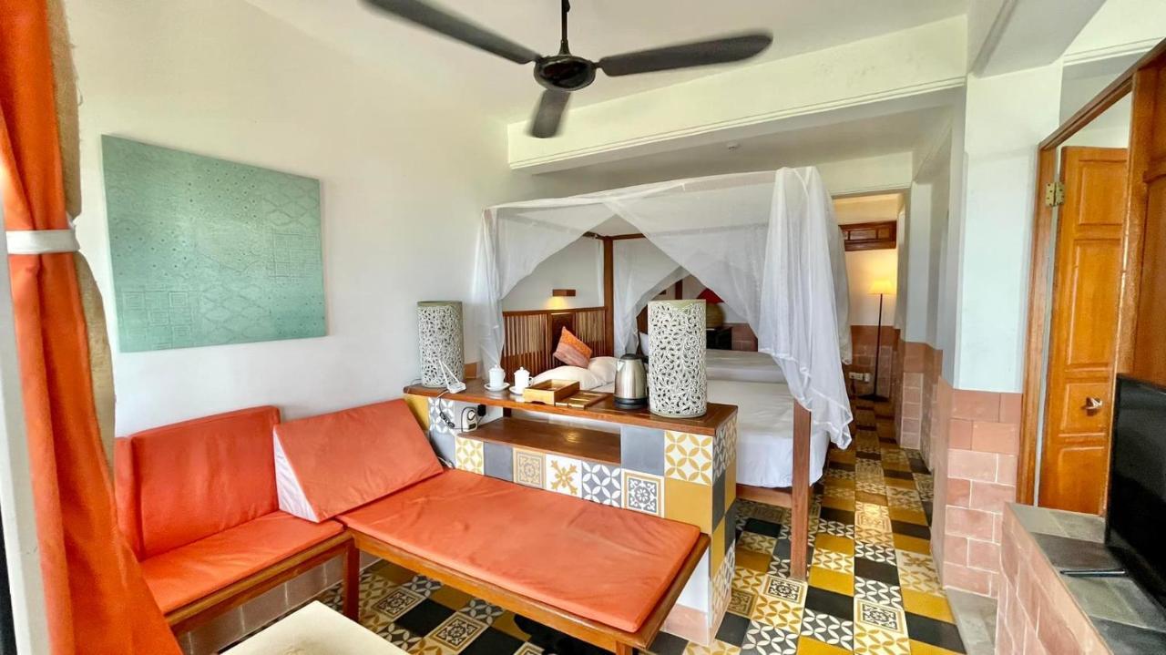 Villa Louise Hue Beach Boutique Hotel Zewnętrze zdjęcie